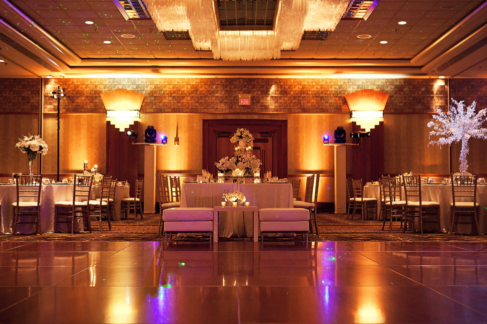 Par-A-Dice ballroom image